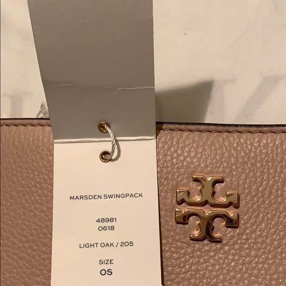 NWT - Tory Burch Marsden Leather Swingpack - Picture 7 of 7